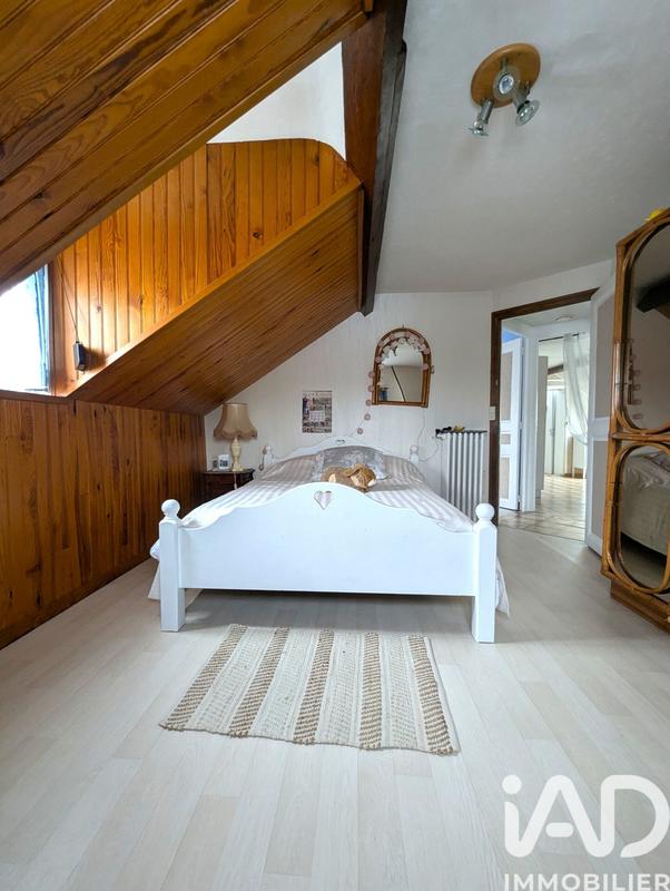 Maison - 164 m² - 8 pièces