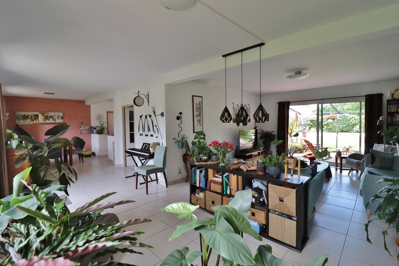 Villa - 182 m² - 6 pièces