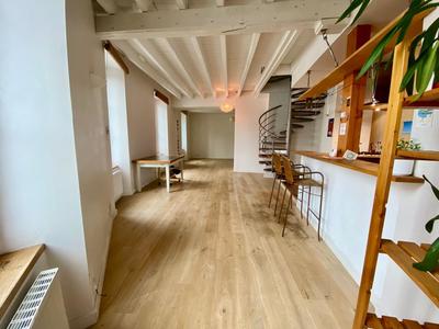 Duplex - 97 m² - 4 pièces