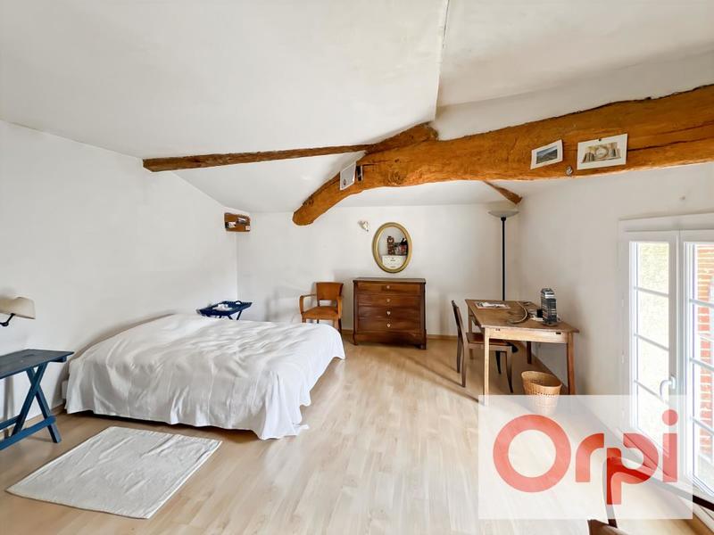 Maison - 300 m² - 9 pièces