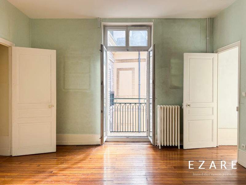 Appartement - 173 m² - 7 pièces