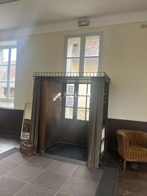 Maison de village - 250 m² - 2 pièces