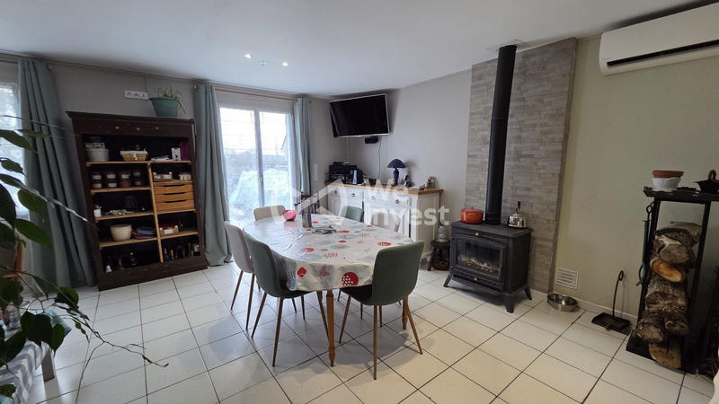 Maison - 122 m² - 7 pièces