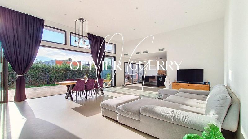 Maison - 155 m² - 4 pièces