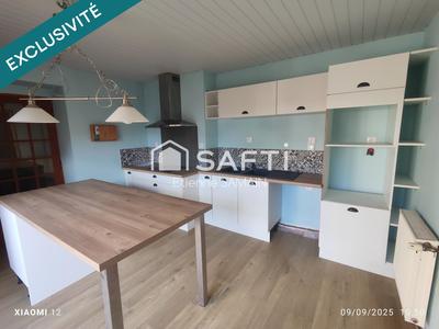 Maison - 140 m² - 6 pièces