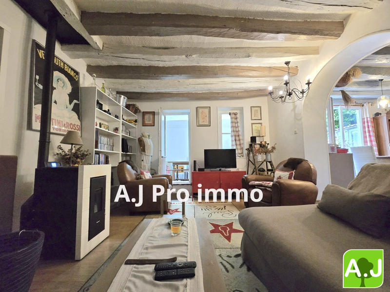 Maison - 84 m² - 4 pièces