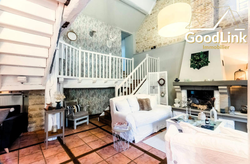 Maison ancienne - 178 m² - 6 pièces