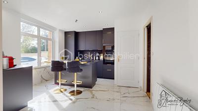 Maison traditionnelle - 110 m² - 6 pièces