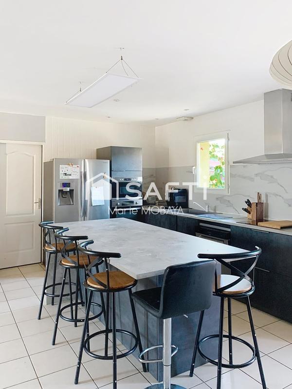 Maison - 118 m² - 5 pièces