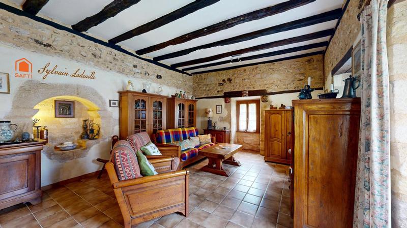 Maison - 231 m² - 10 pièces