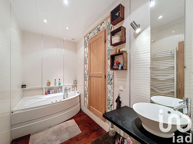 Appartement - 140 m² - 5 pièces