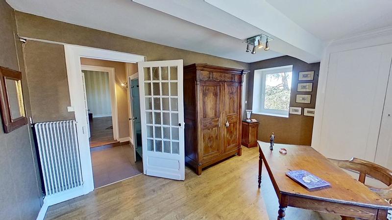 Maison - 182 m² - 6 pièces