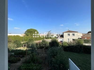 Appartement - 72 m² - 4 pièces