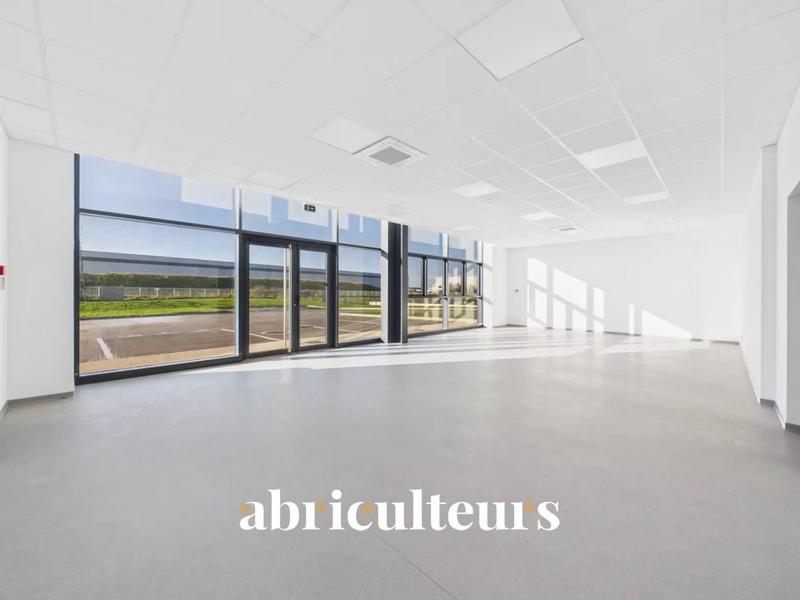 Bureau - 600 m²