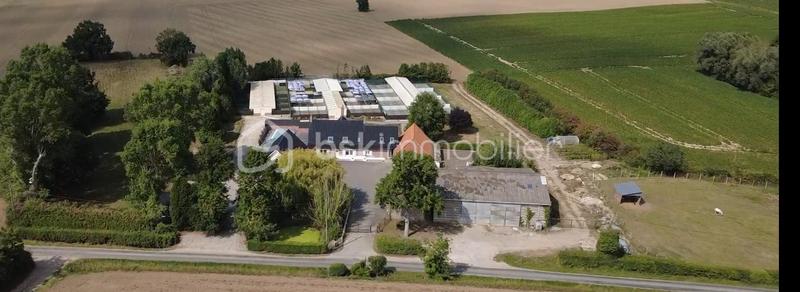 Corps de ferme - 230 m² - 6 pièces