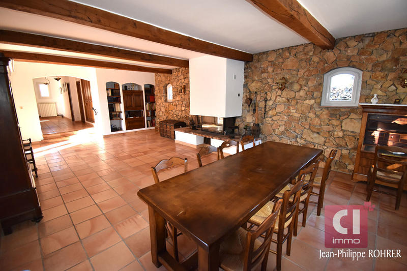 Maison - 157 m² - 5 pièces