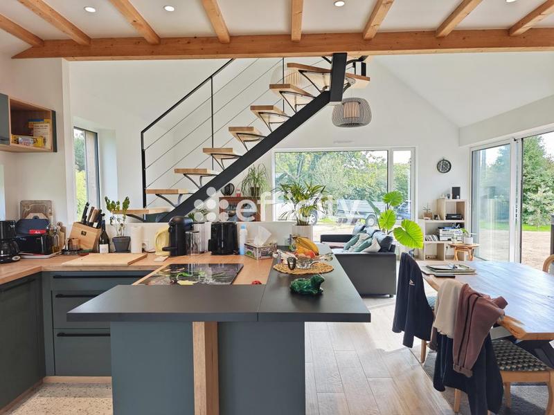 Maison - 113 m² - 5 pièces