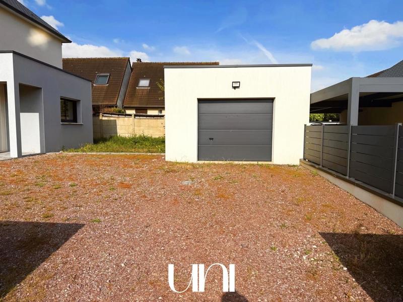 Maison - 108 m² - 6 pièces
