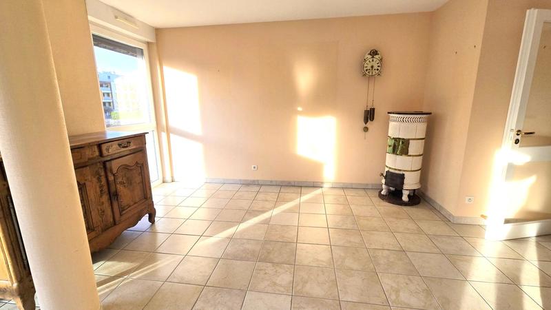 Appartement - 125 m² - 5 pièces