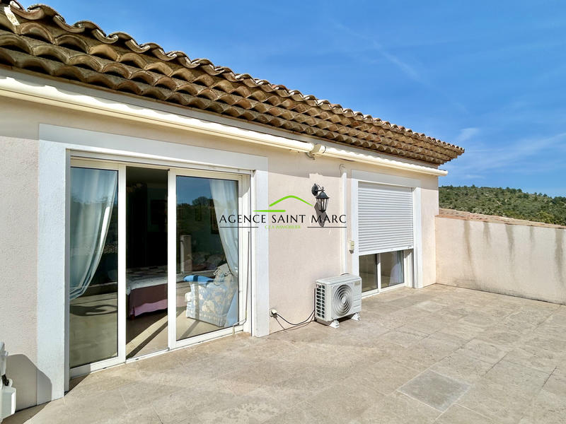 Maison - 257 m² - 6 pièces