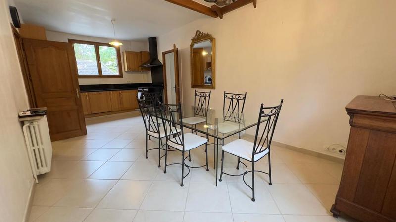 Maison - 125 m² - 7 pièces