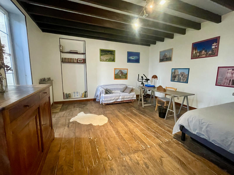 Maison - 430 m² - 13 pièces