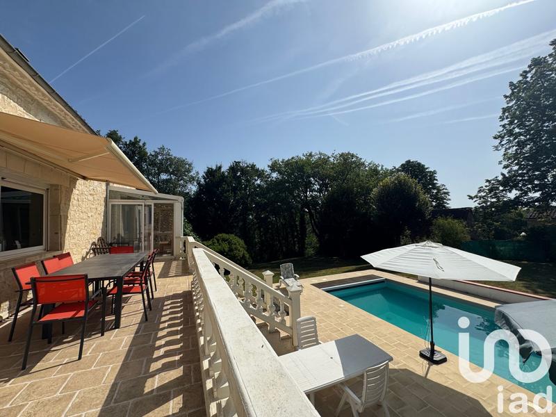 Maison - 185 m² - 7 pièces