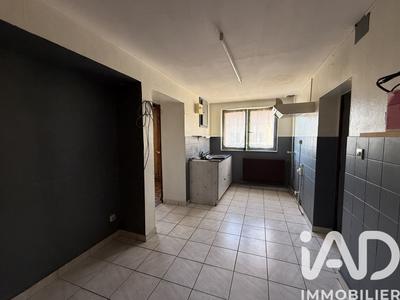 Maison - 87 m² - 4 pièces