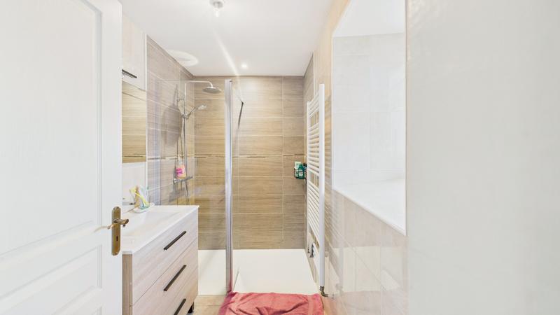 Maison - 165 m² - 6 pièces