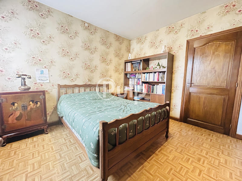 Maison - 165 m² - 8 pièces