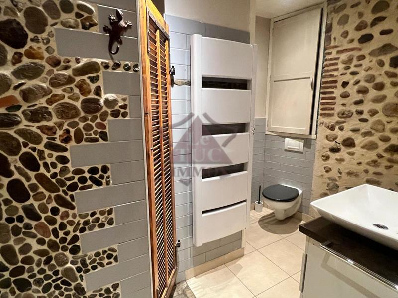 Maison - 198 m² - 10 pièces