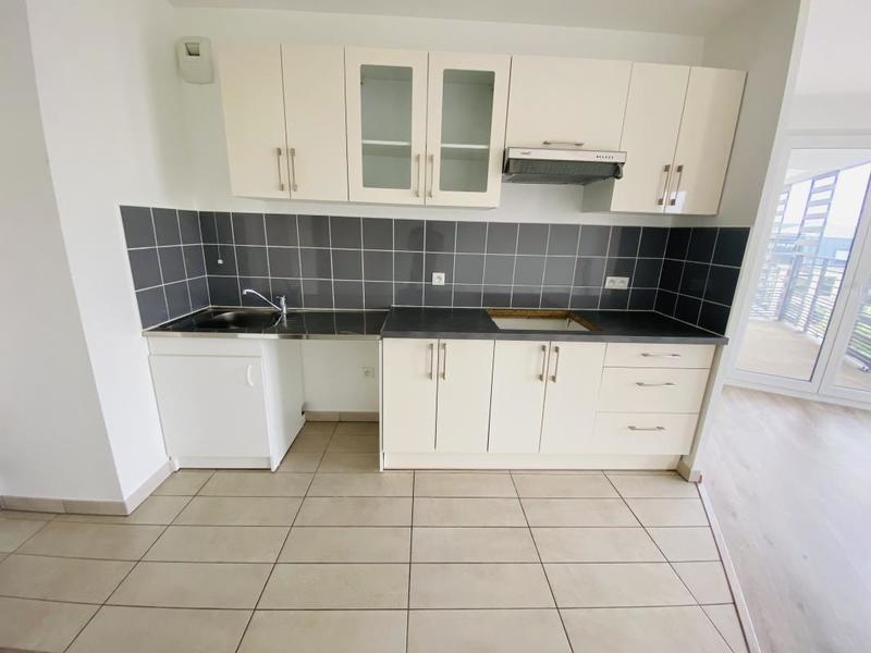 Appartement ancien - 63 m² - 3 pièces