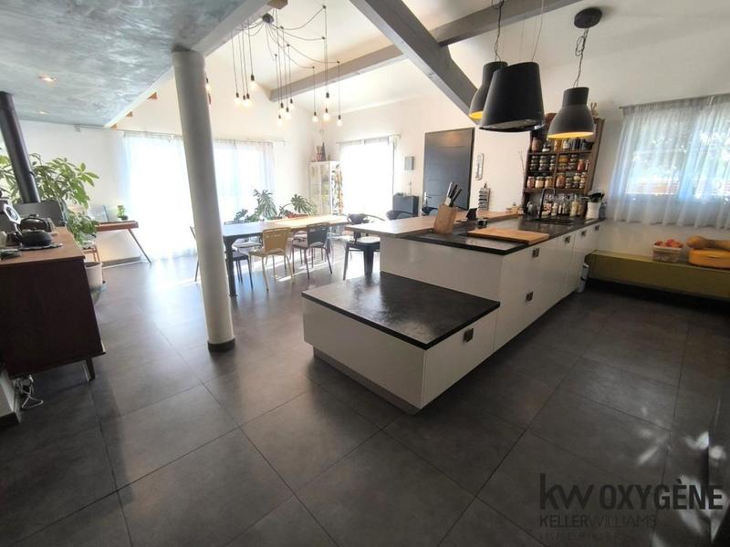 Villa - 158 m² - 6 pièces