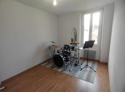 Maison - 98 m² - 4 pièces