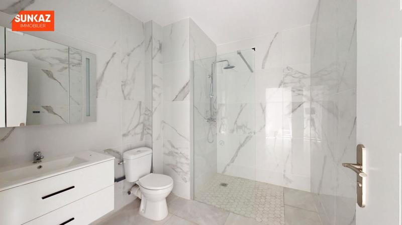 Appartement - 98 m² - 4 pièces