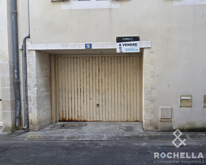 Parking / Garage - 35 m²