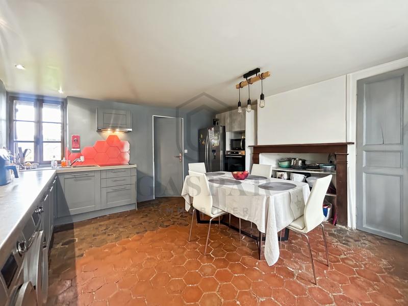 Maison ancienne - 89 m² - 4 pièces