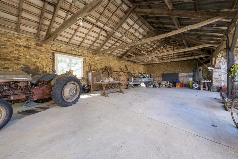 Maison en pierre - 232 m² - 7 pièces