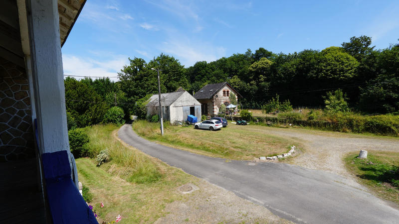 Maison - 380 m² - 20 pièces