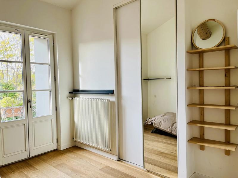 Appartement - 141 m² - 6 pièces