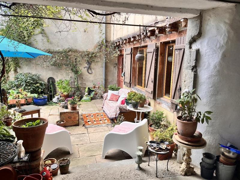 Maison de ville - 250 m² - 10 pièces