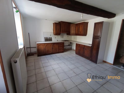 Maison - 110 m² - 5 pièces