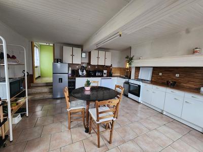 Maison - 132 m² - 6 pièces