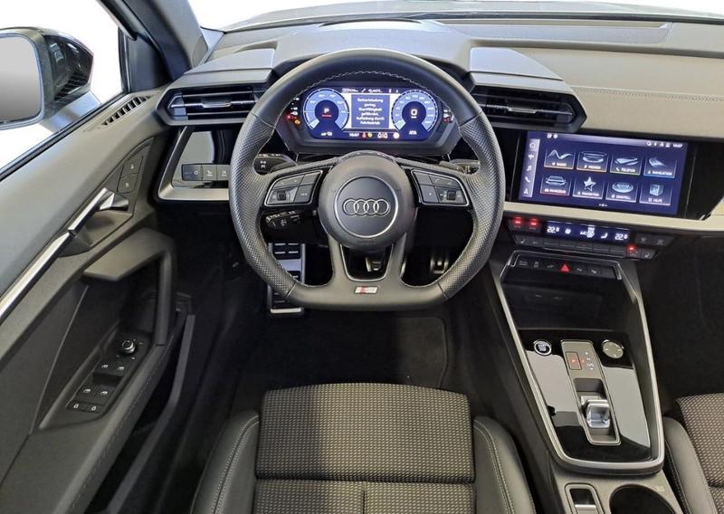 Audi A3 sportback 40 TFSIe s-Line 204 Hybride Rechrageable / Affichage Tete Haute Camera de Recul Audi Sound System