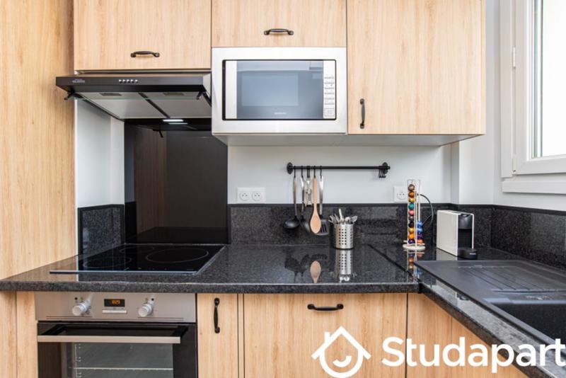 Chambre - 11 m² - 1 pièce