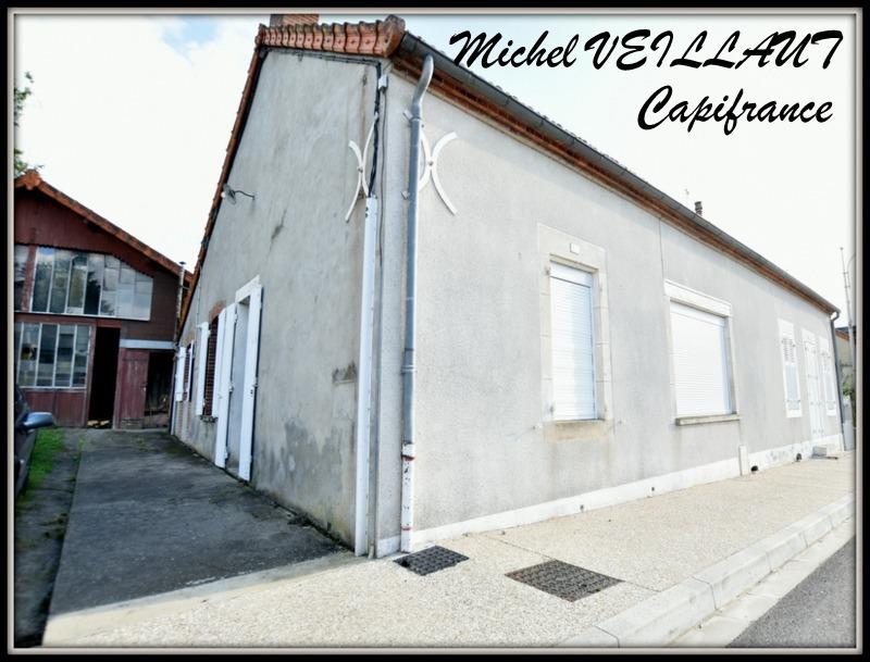 Maison - 95 m² - 8 pièces