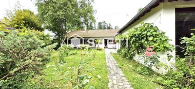 Maison - 165 m² - 10 pièces