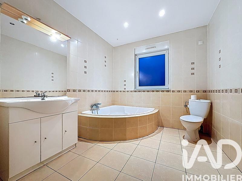 Maison - 126 m² - 6 pièces