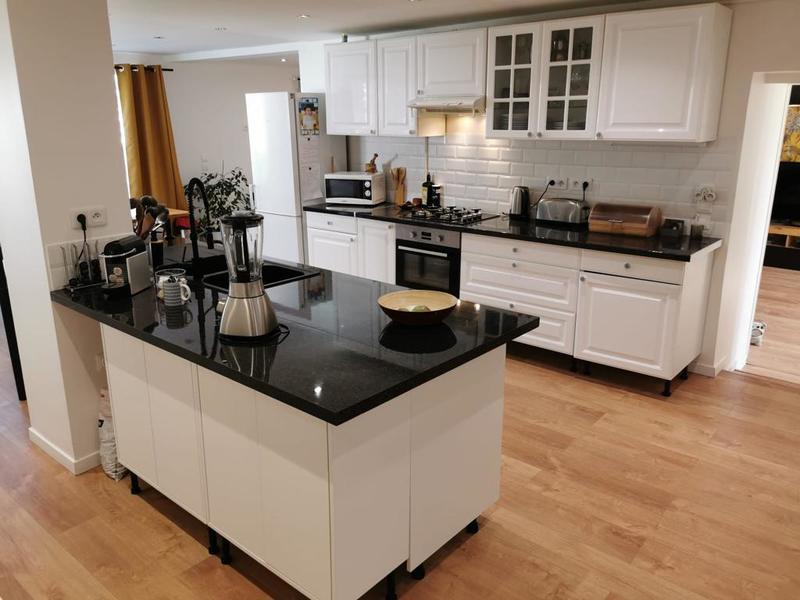 Maison - 216 m² - 8 pièces