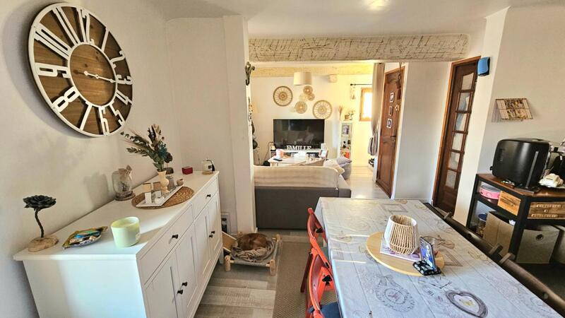 Appartement - 65 m² - 4 pièces